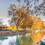 Le Golden A 5min Du Centre-ville Avec Parking Privatif Gratuit Lägenhet *