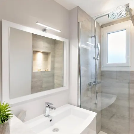 Apartment Le Golden A 5min Du Centre-ville Avec Parking Privatif Gratuit *